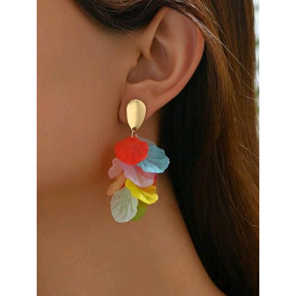 Long Multi-Layer Faux Shell Dangle Earrings for Women -Elegant Statement Jewelry - Picture 3 of 8